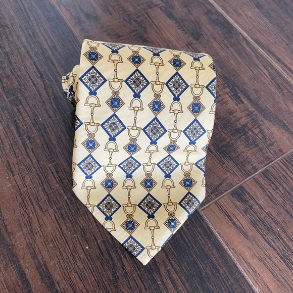 Gucci by Paolo Gucci Equestrian Pattern Italian Silk Tie EUC - Picture 3 of 3